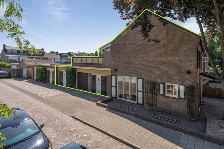 Foto 2 van Lijsterbesstraat 1
