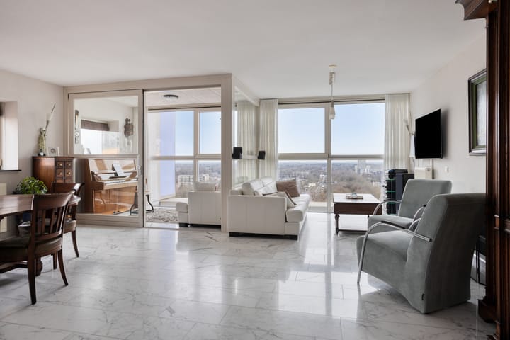 Photo 7 of Westpoint 70