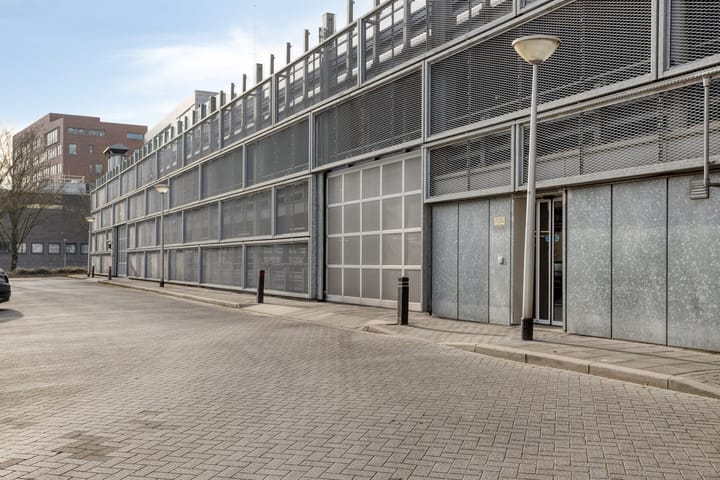 Photo 36 of Westpoint 70