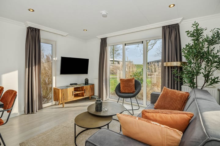 Foto 7 van De Lithse Ham 3-89