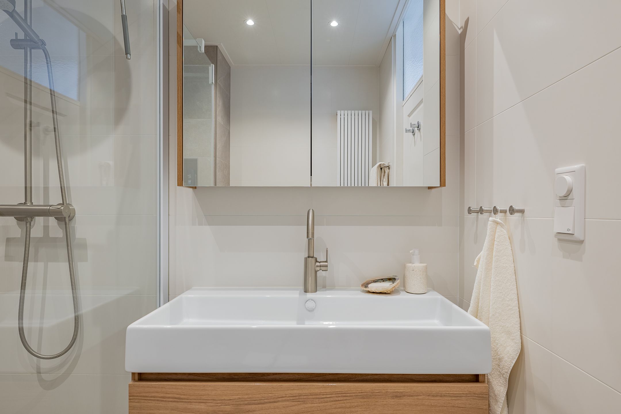 Photo 39 of Zaanstraat 40