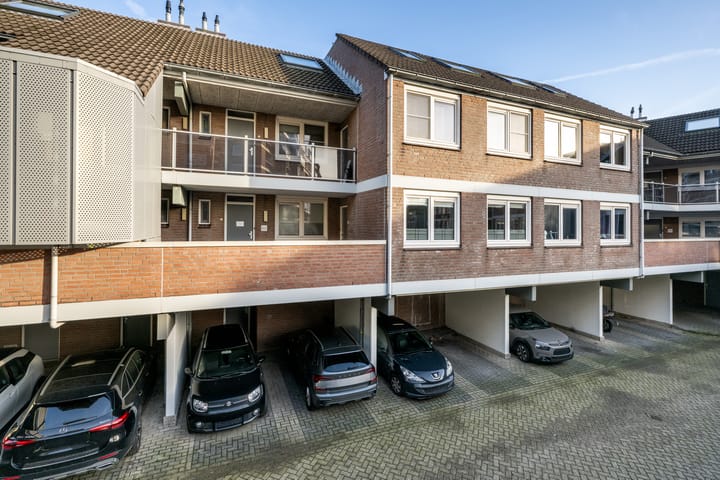 Foto 34 van Prattenburg 86