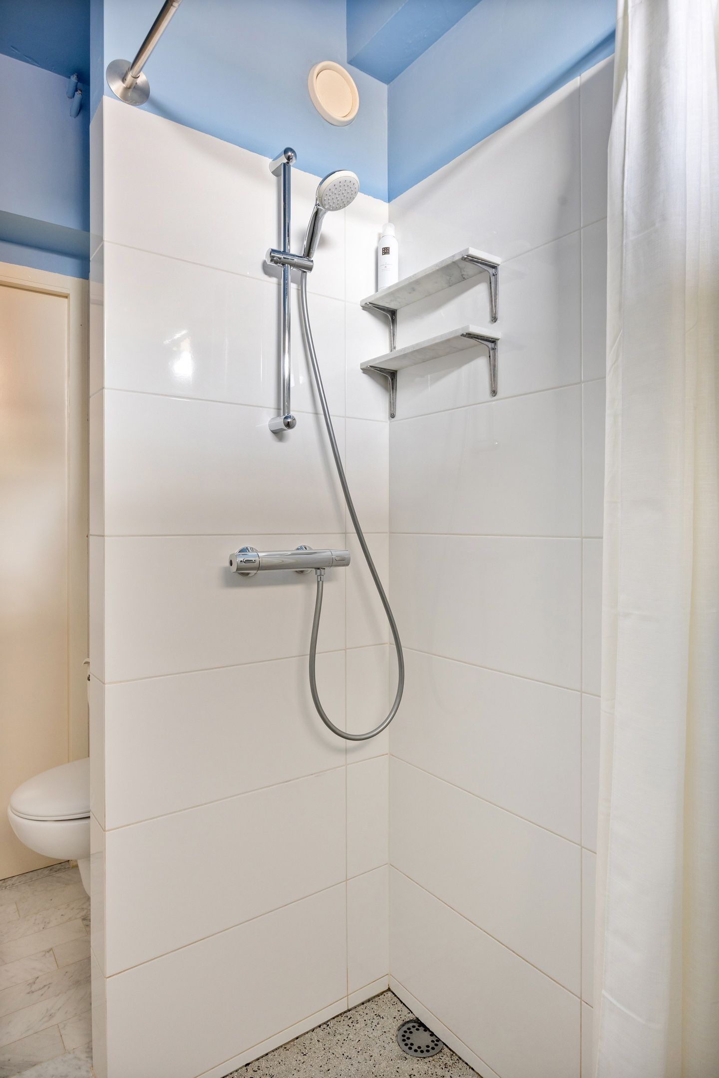 Foto 19 van Beemsterstraat 166