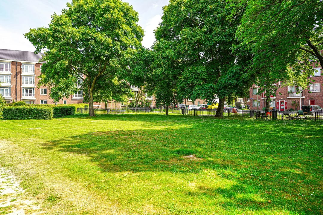 Foto 26 van Beemsterstraat 166