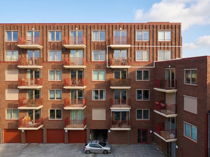 Photo 18 of Kolonel Millerstraat 62-D01