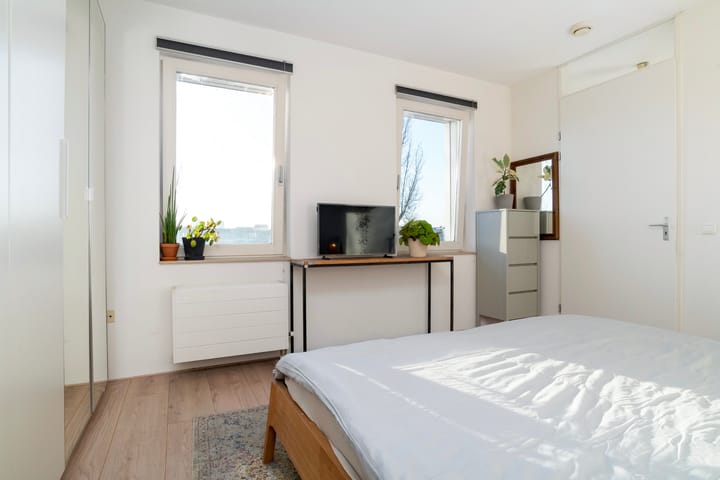 Foto 11 van Maashaven N.z. 503