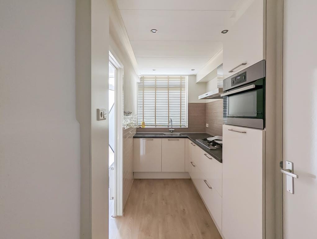 Foto 10 van Roelof van Schevenstraat 31