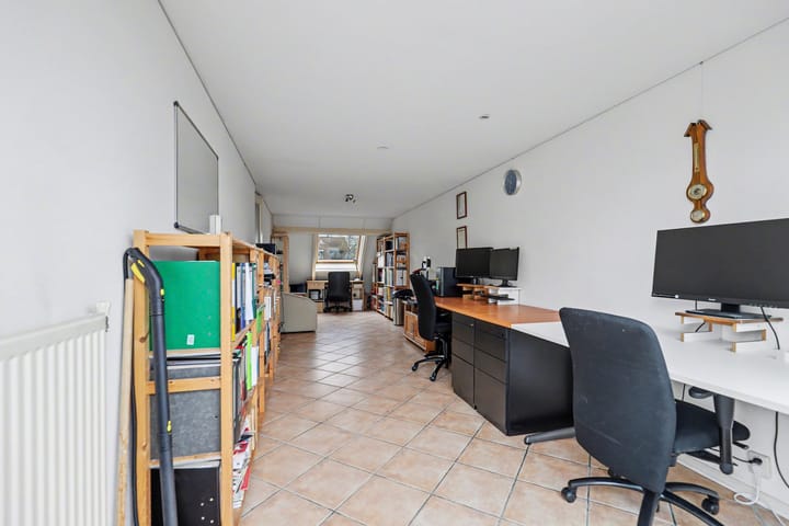 Foto 20 van Van de Veldestraat 5