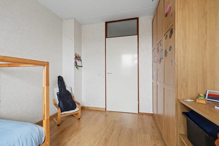 Foto 24 van Van de Veldestraat 5