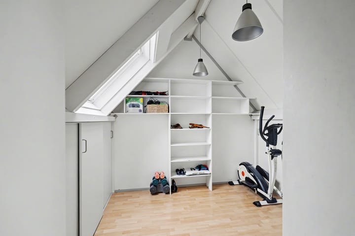 Foto 36 van Van de Veldestraat 5