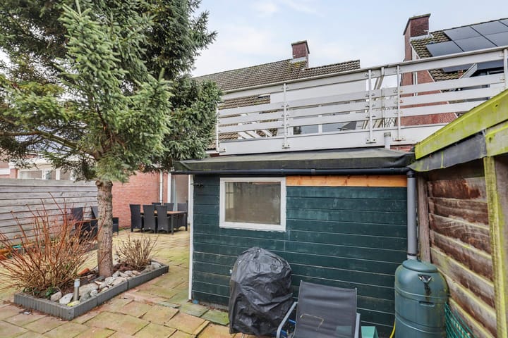 Foto 42 van Van de Veldestraat 5