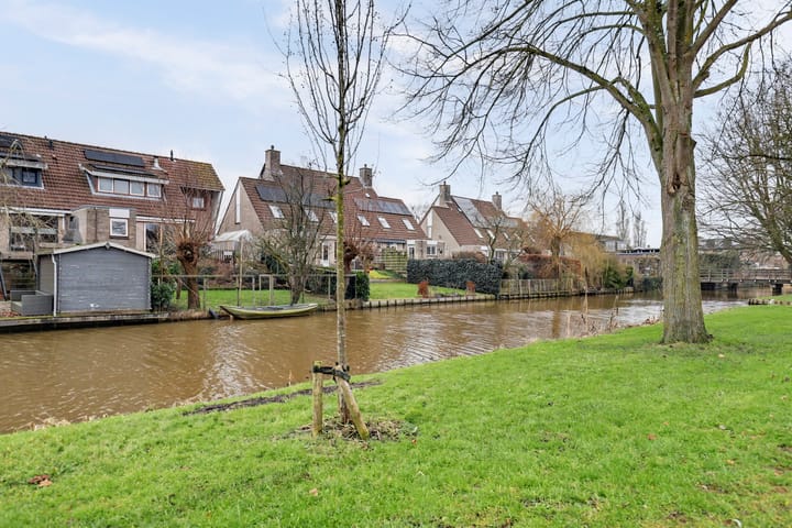 Foto 46 van Van de Veldestraat 5