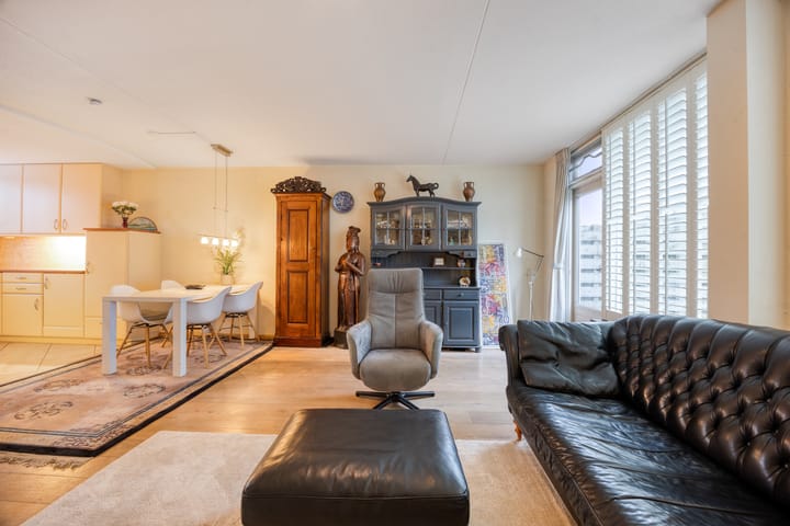 Foto 9 van Henriëtte Roland Holststraat 20