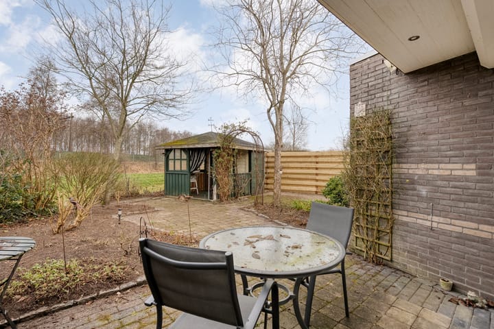 Foto 2 van Kluft 105