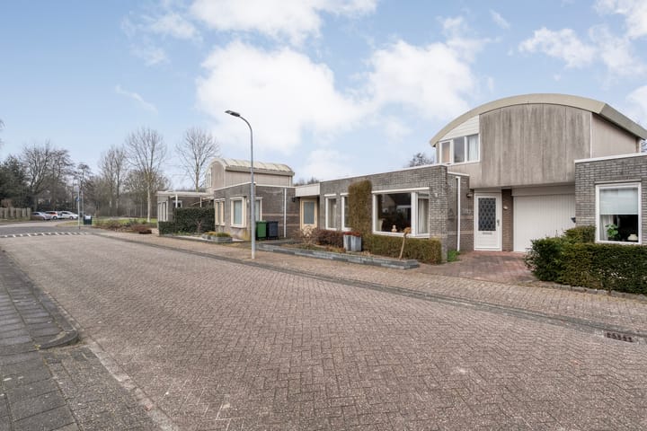 Foto 5 van Kluft 105