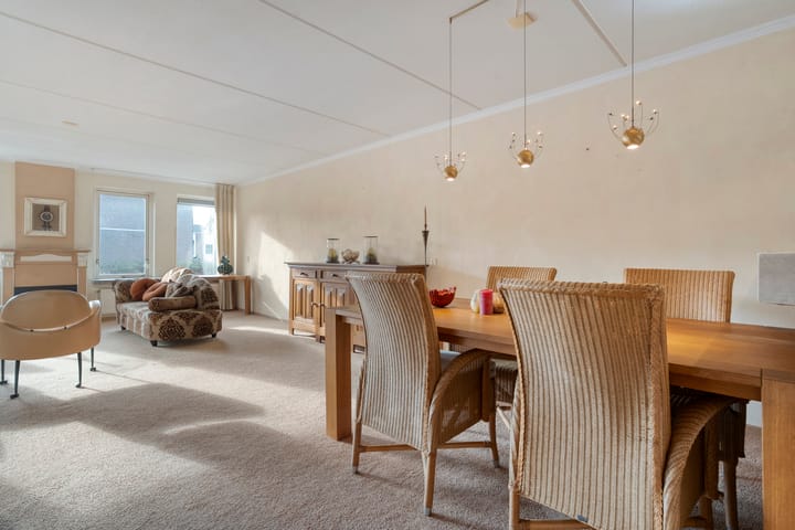 Foto 12 van Kluft 105