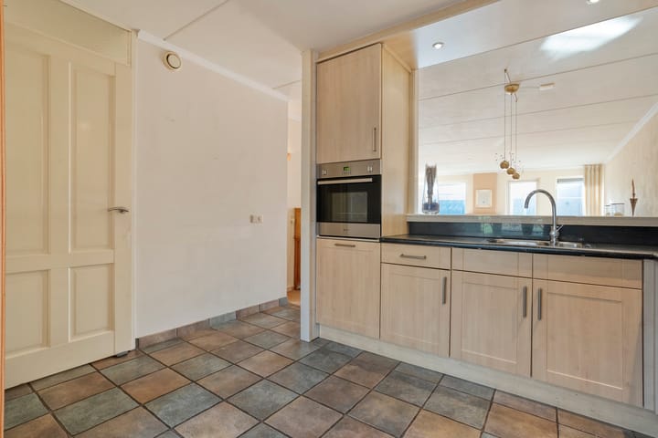 Foto 18 van Kluft 105