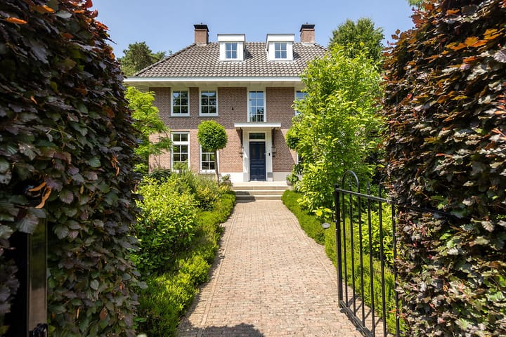 Prins Bernhardlaan 31 main image