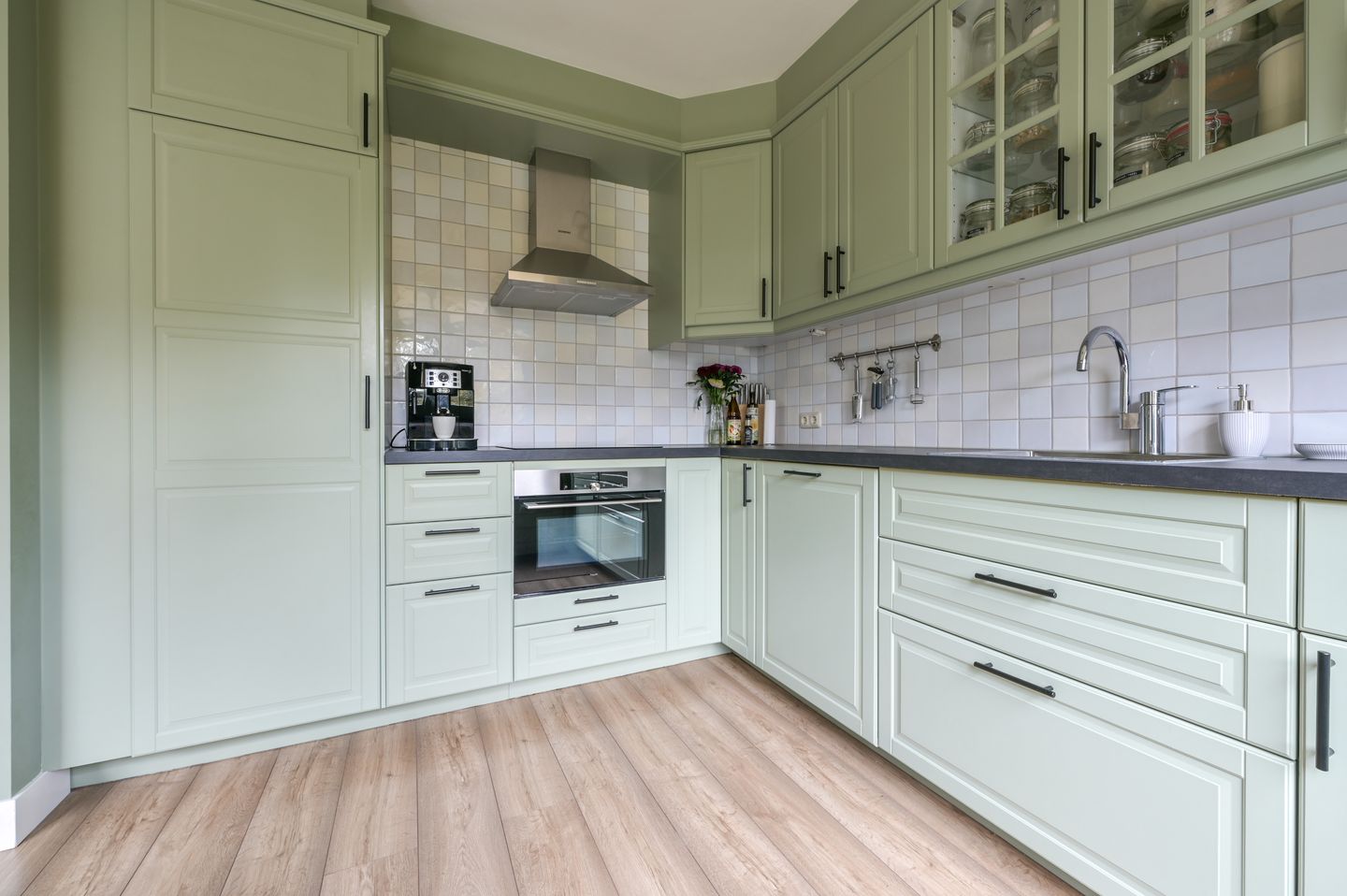 Photo 14 of Vervoornstraat 81