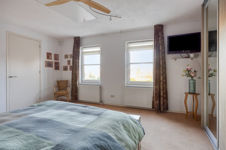 Foto 41 van Molenstraat 53