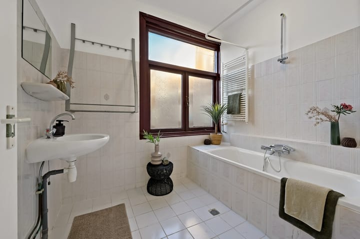 Photo 12 of Voorthuizenstraat 203