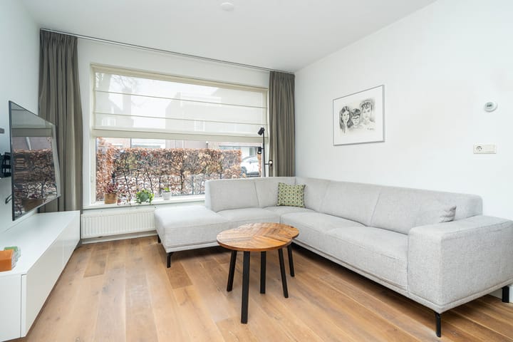 Foto 15 van Van Haestrechtstraat 27