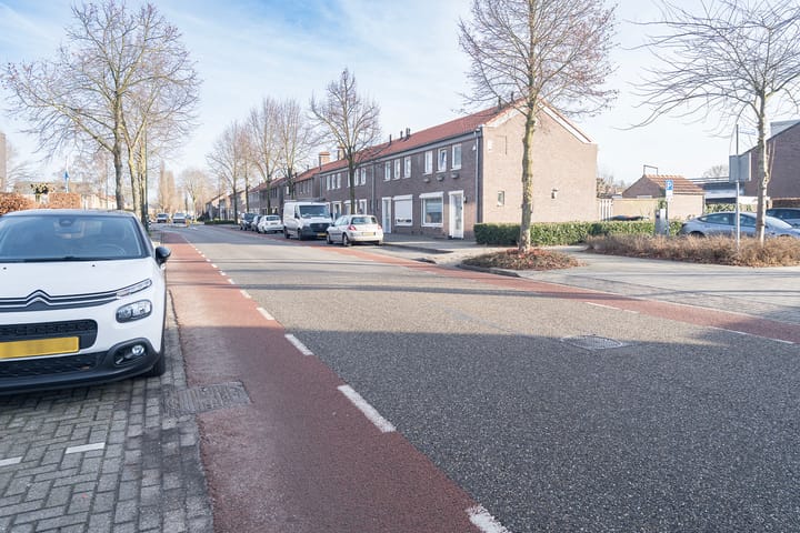 Foto 64 van Van Haestrechtstraat 27