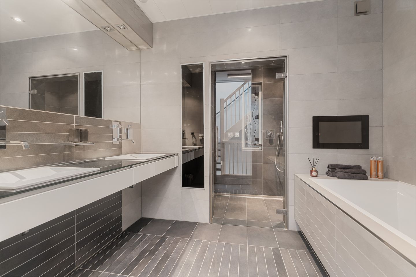 Photo 4 of Abe Lenstrahof 21