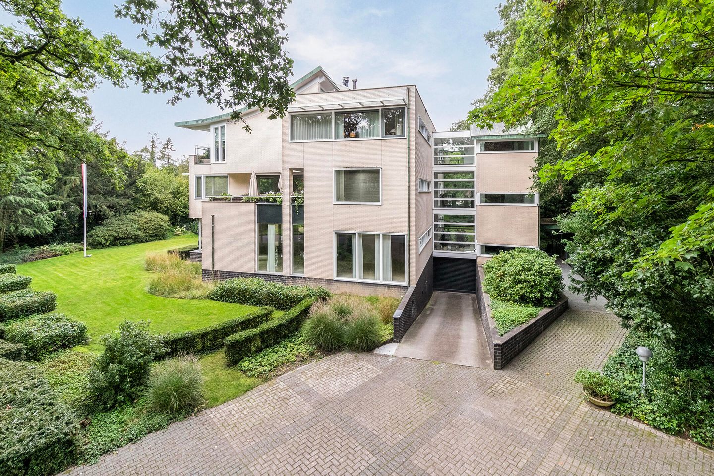 Foto 10 van Angelsloërdijk 13-F