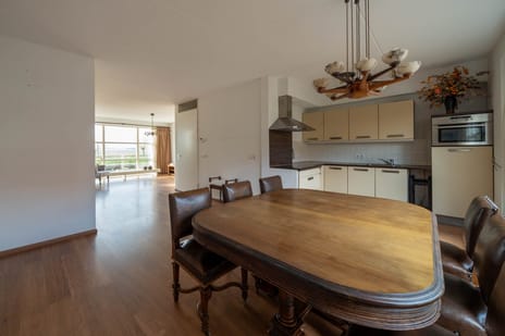 Tjalk 4 tertiary image