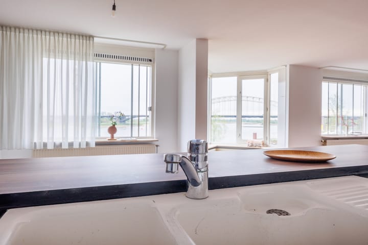 Foto 11 van Waalkade 42