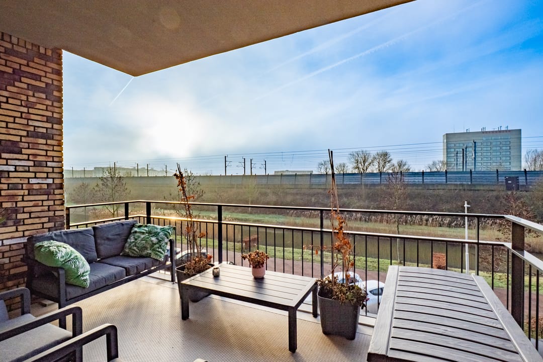 Foto 28 van Louis Armstronglaan 636