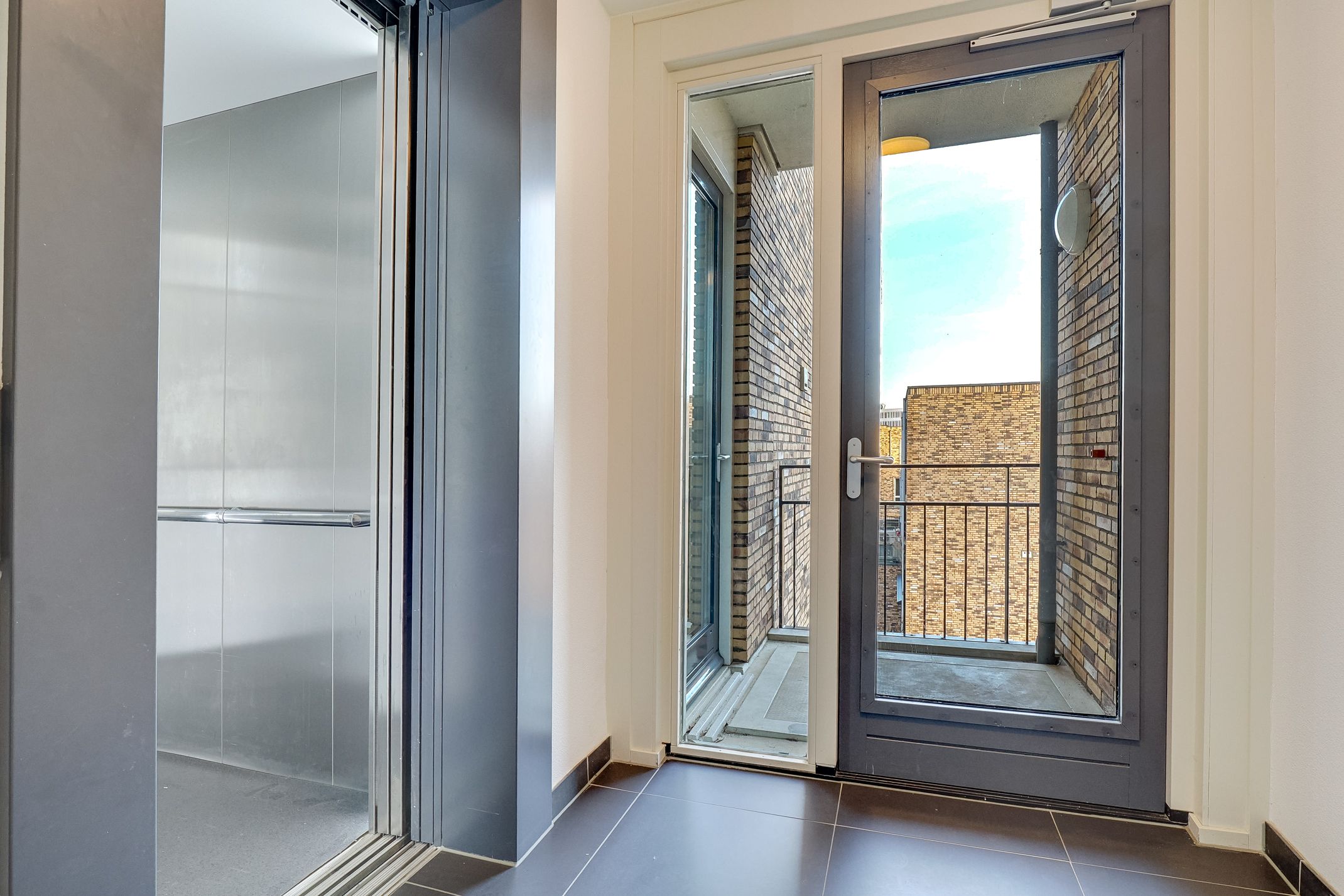 Foto 33 van Louis Armstronglaan 636