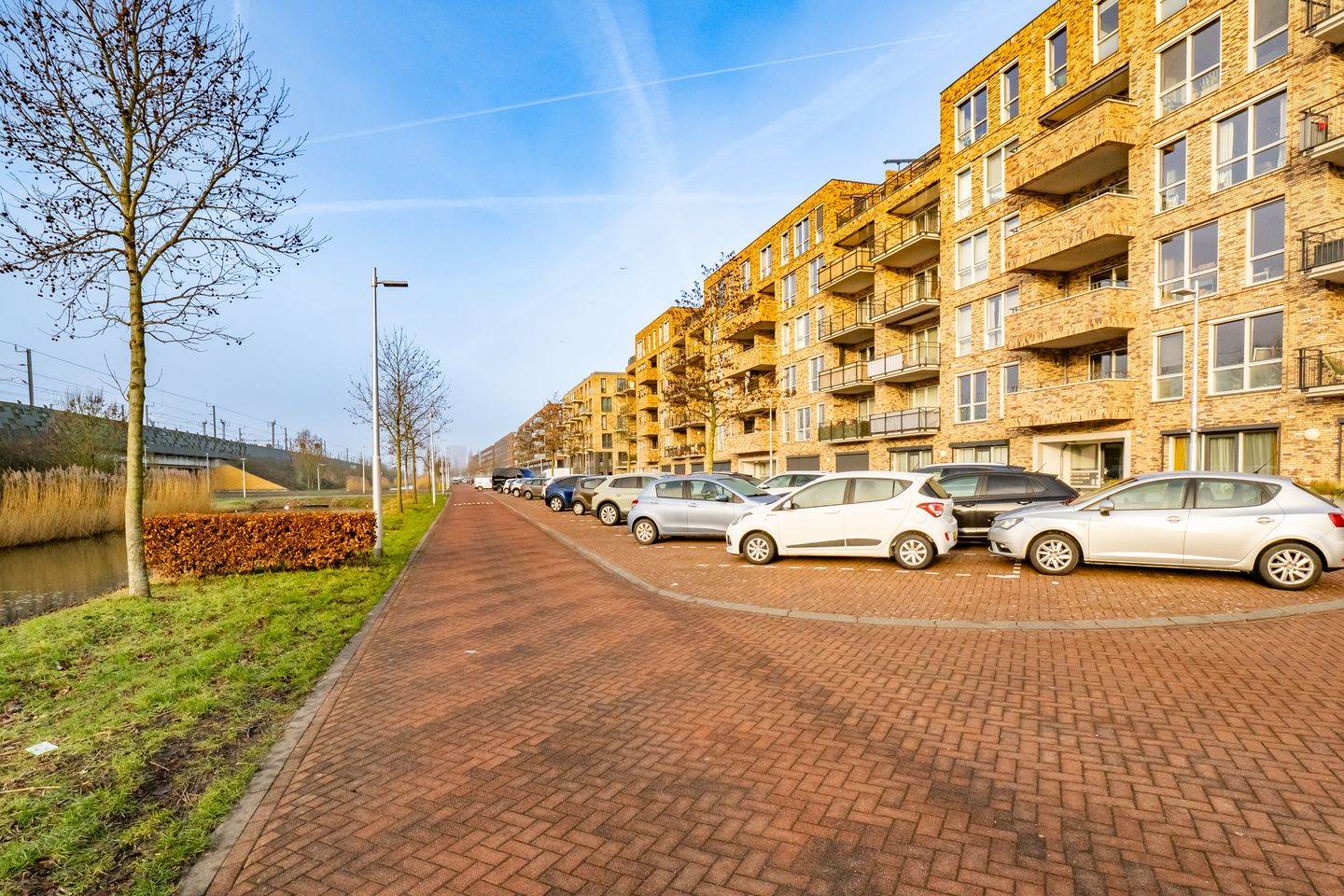 Foto 35 van Louis Armstronglaan 636