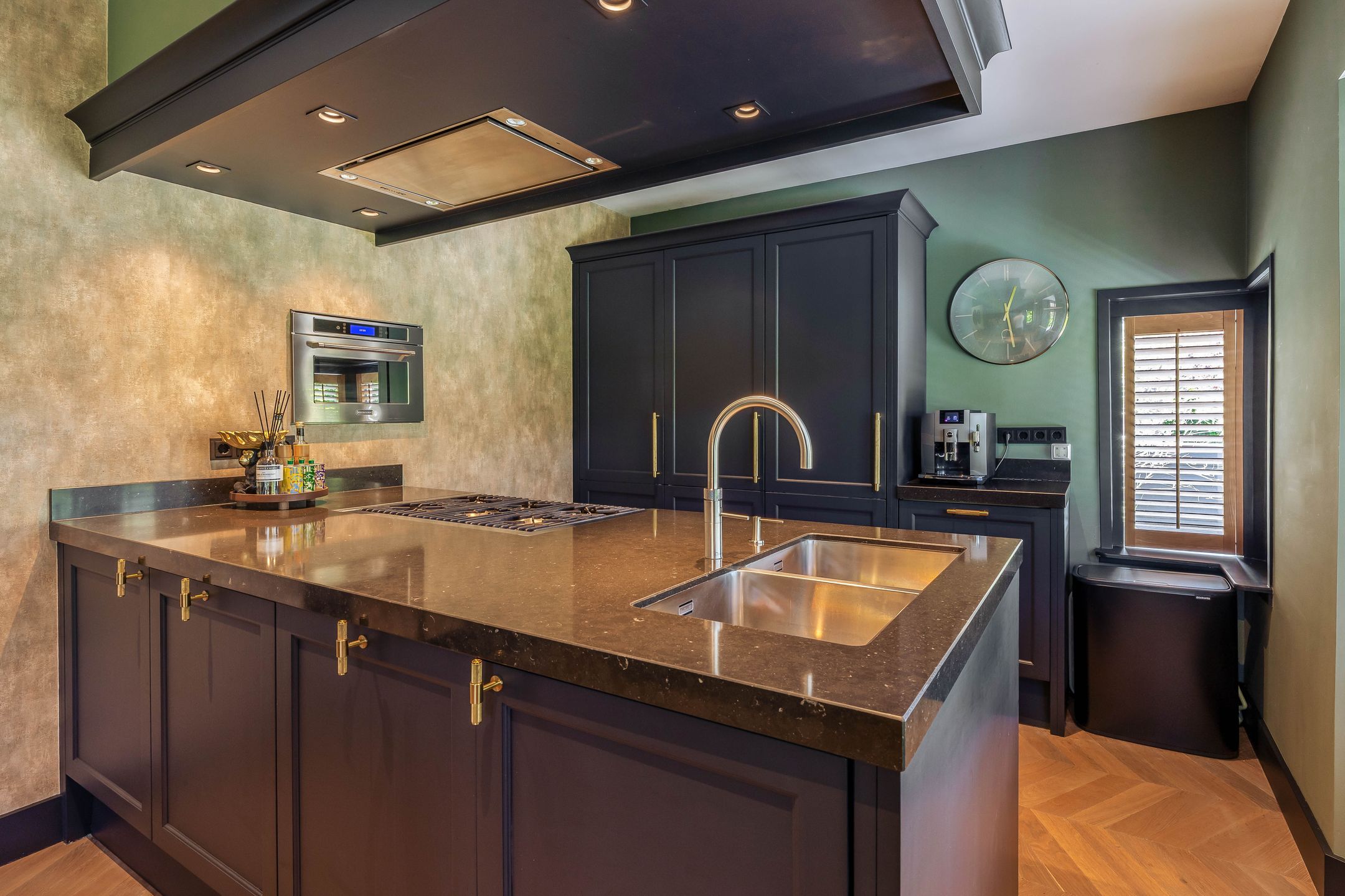 Foto 21 van Parallelweg-Zuid 15