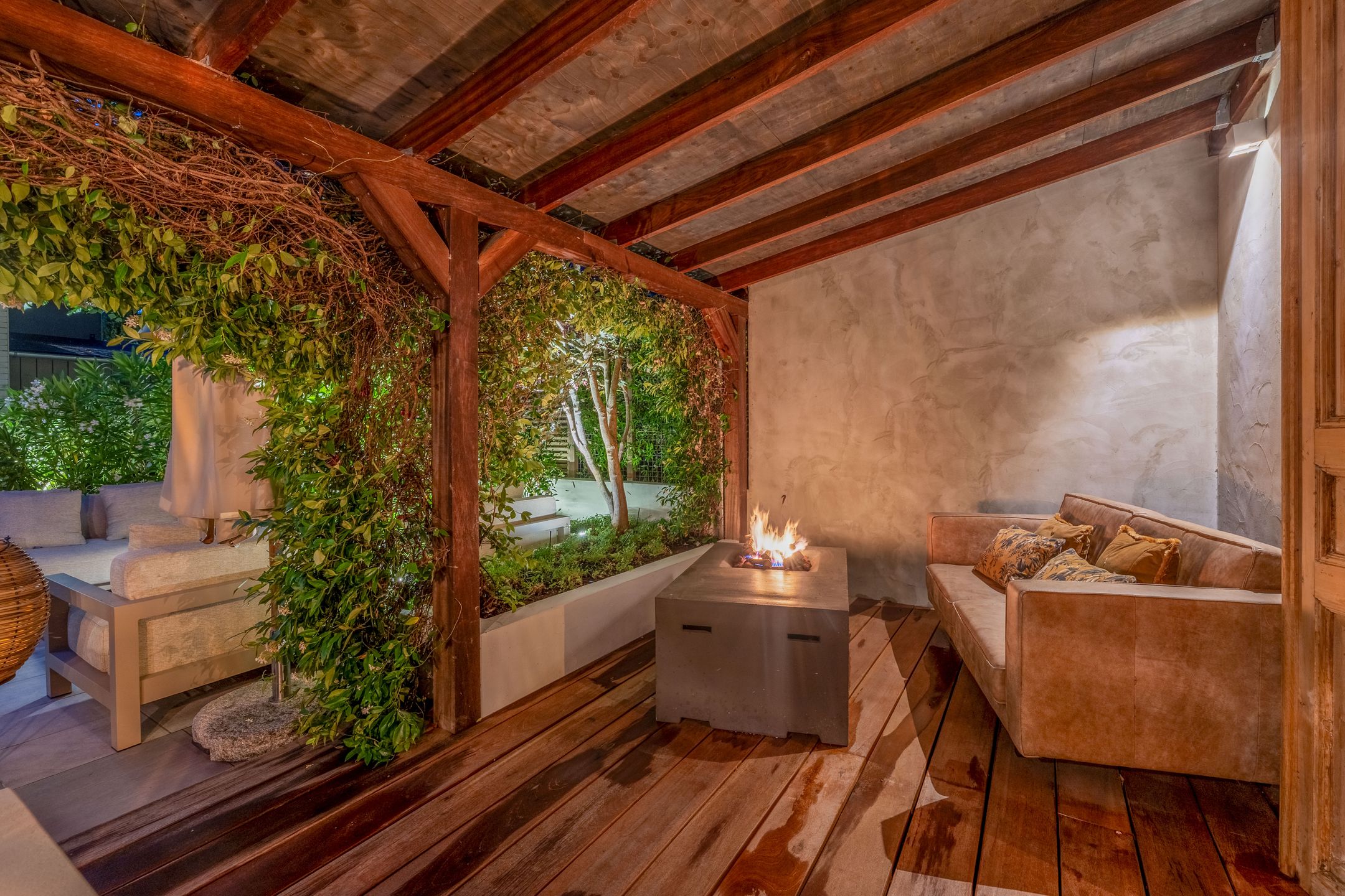 Foto 66 van Parallelweg-Zuid 15