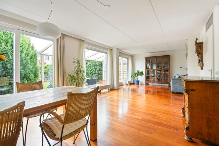 Photo 17 of De Bazelstraat 12