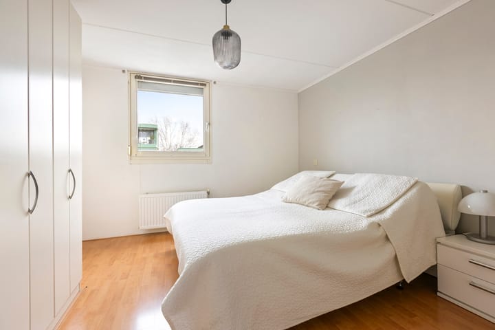 Photo 27 of De Bazelstraat 12