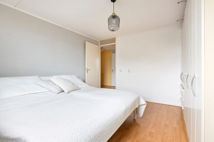 Photo 28 of De Bazelstraat 12