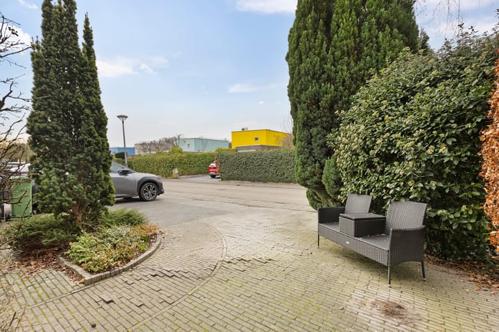 Photo 39 of De Bazelstraat 12