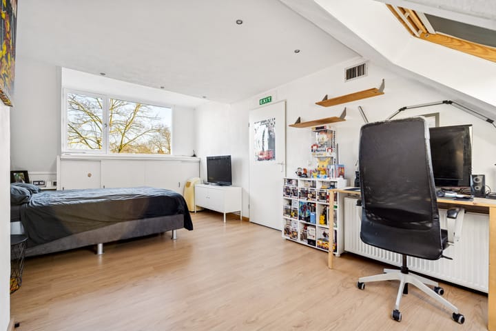 Foto 33 van Salamandersloot 6