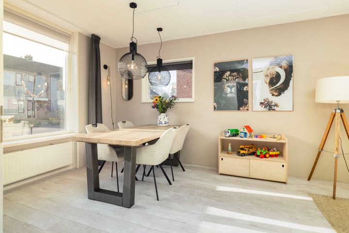 Photo 9 of Mezenstraat 13