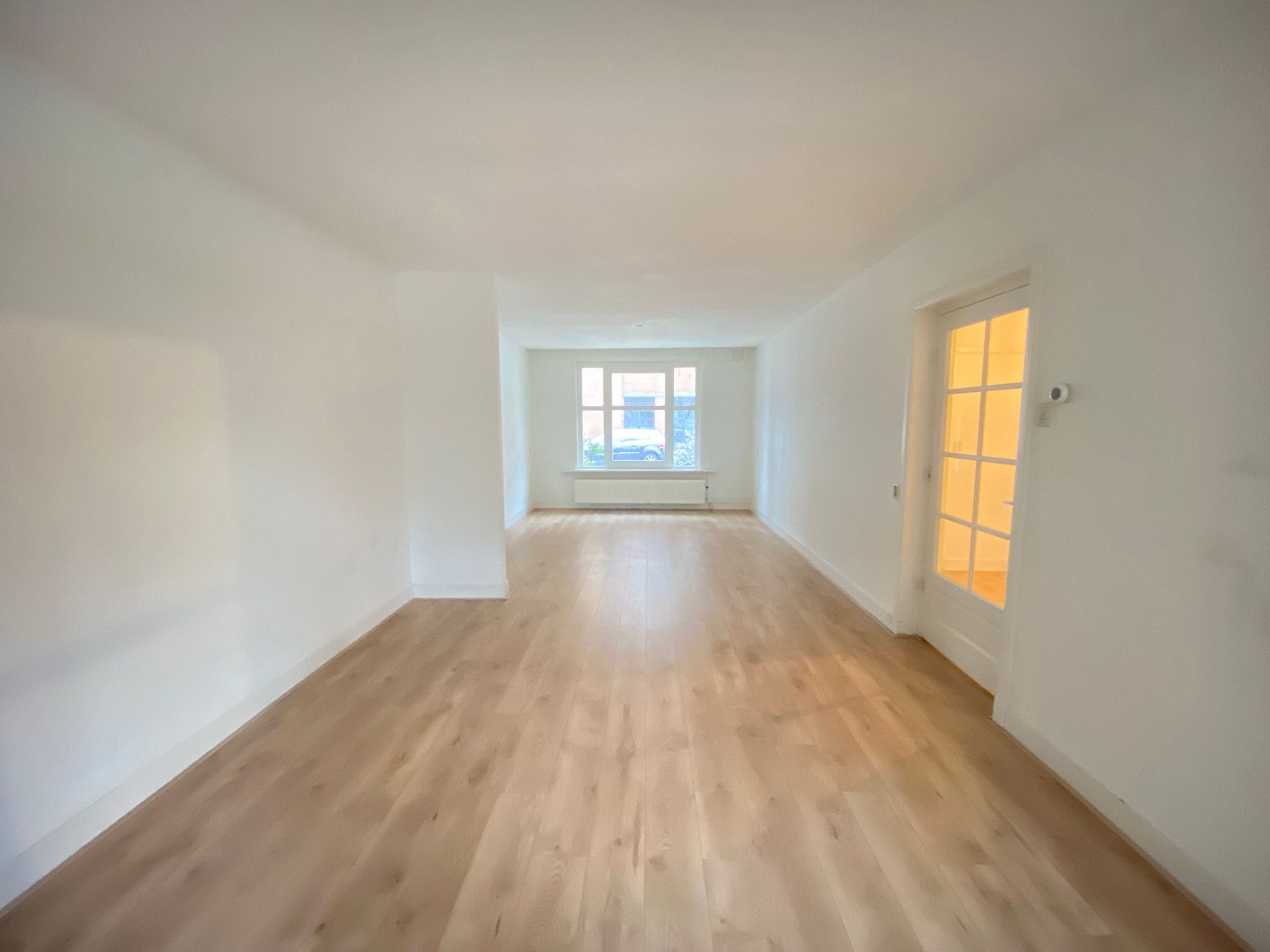 Photo 3 of Eendrachtstraat 27-H