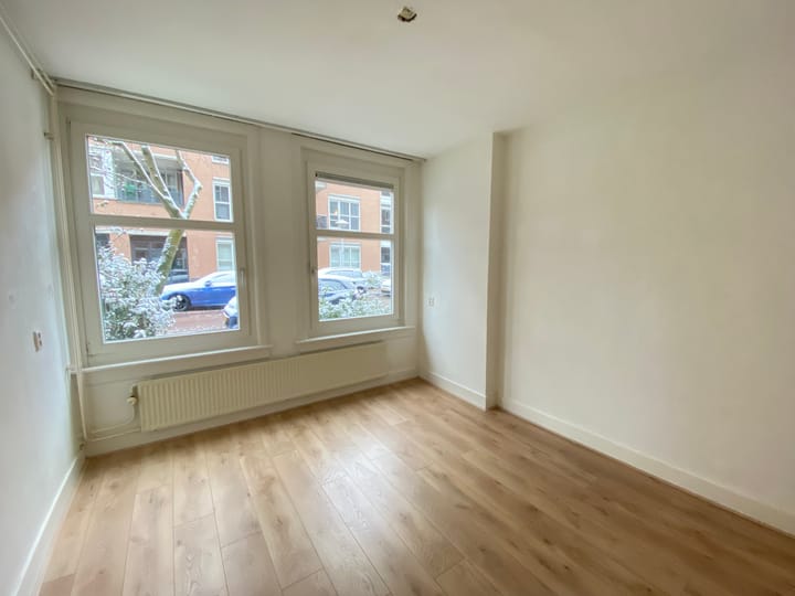 Photo 5 of Eendrachtstraat 27-H