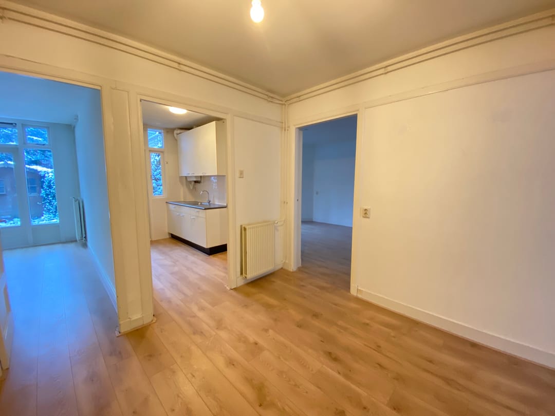 Photo 13 of Eendrachtstraat 27-H