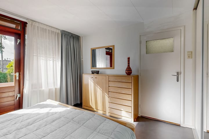 Foto 25 van Tooroplaan 1