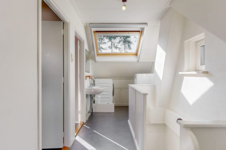 Foto 34 van Tooroplaan 1