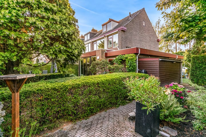 Foto 41 van Tooroplaan 1