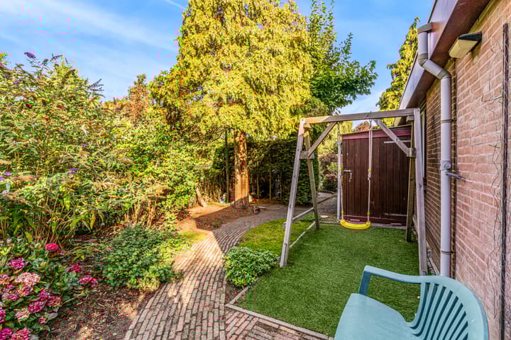 Foto 43 van Tooroplaan 1