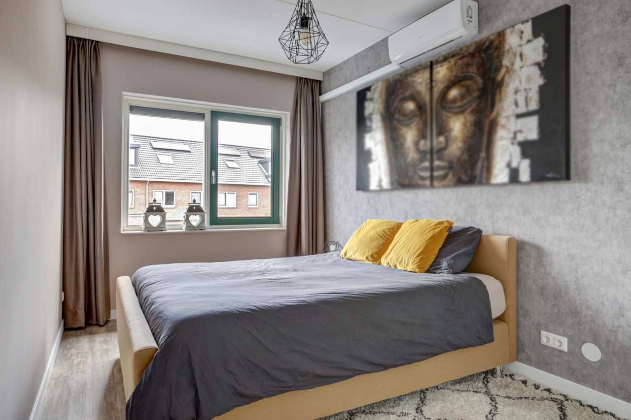 Foto 12 van Oeverzeggeweg 61